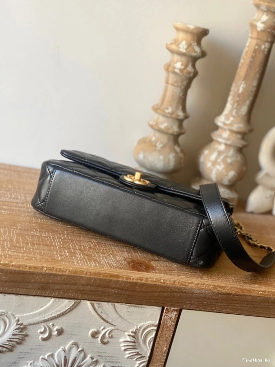 First Bag Ru CHANEL BAG FLAP 0722